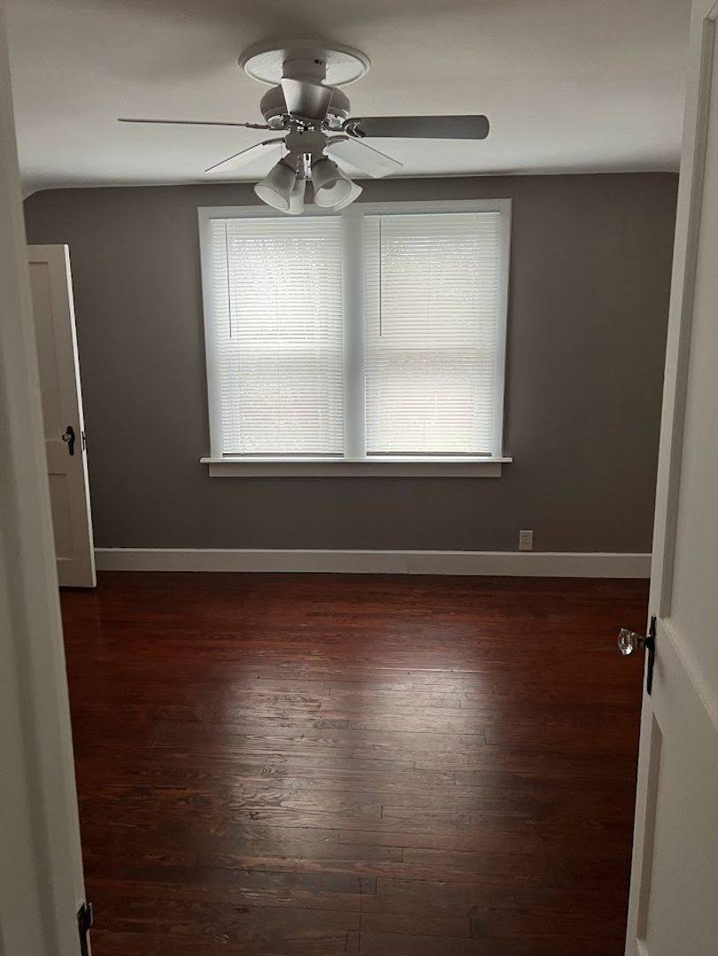 House for rent at 427 W Vinyard, Anderson, IN 46011