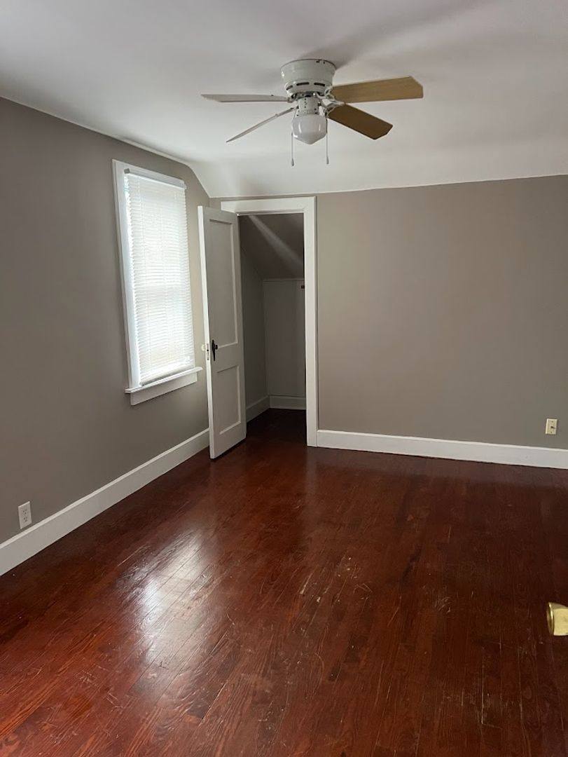 House for rent at 427 W Vinyard, Anderson, IN 46011
