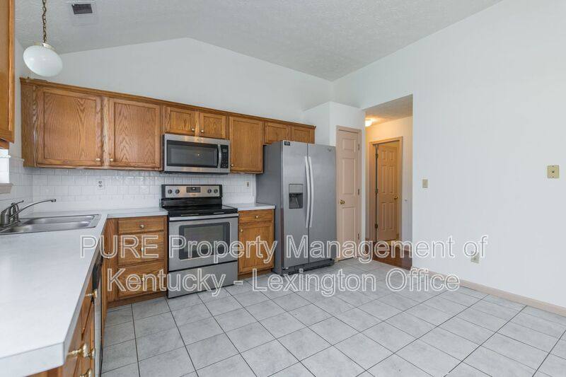House for rent at 3505 Ellemoor Court, Lexington, KY 40515