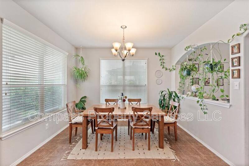 House for rent at 5516 Pinery Dr, Waco, TX 76708