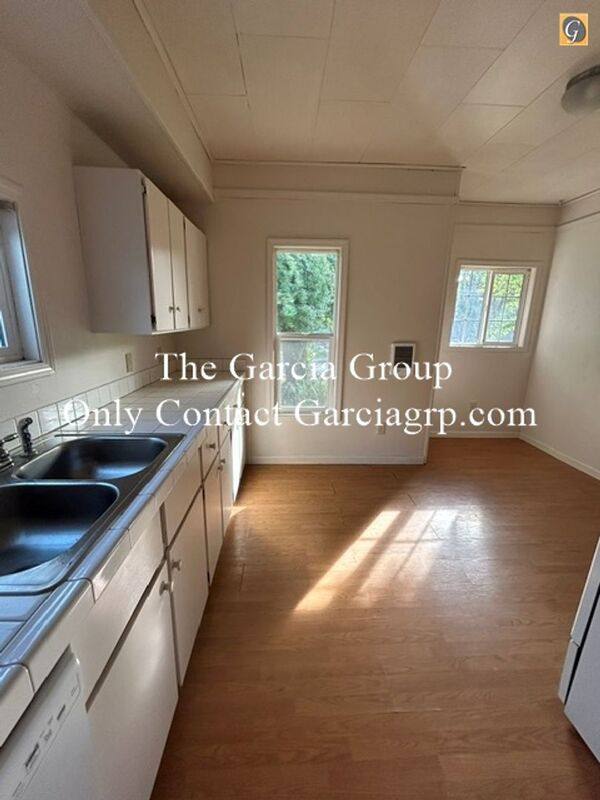 House for rent at 15318 SE Risley Court, Portland, OR 97267