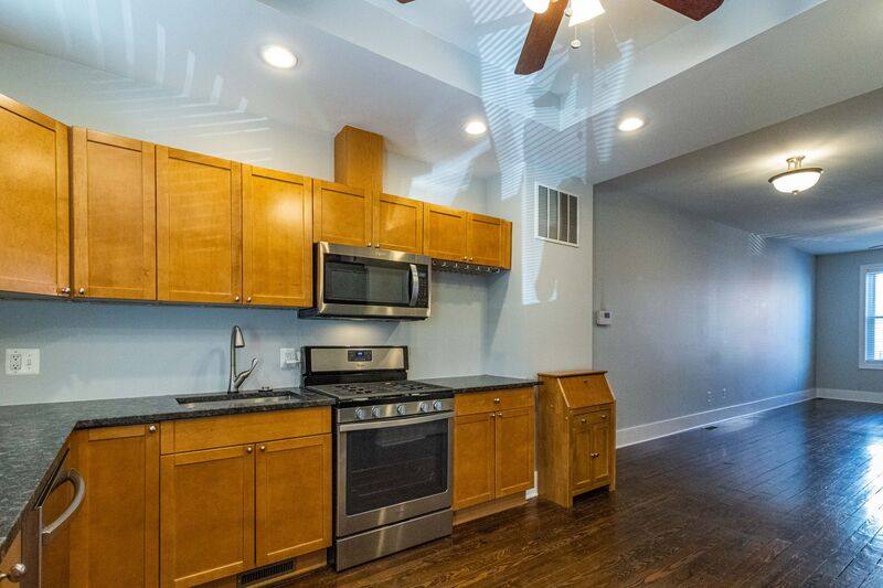 Townhouse for rent at 6 S Curley St, Baltimore, MD 21224