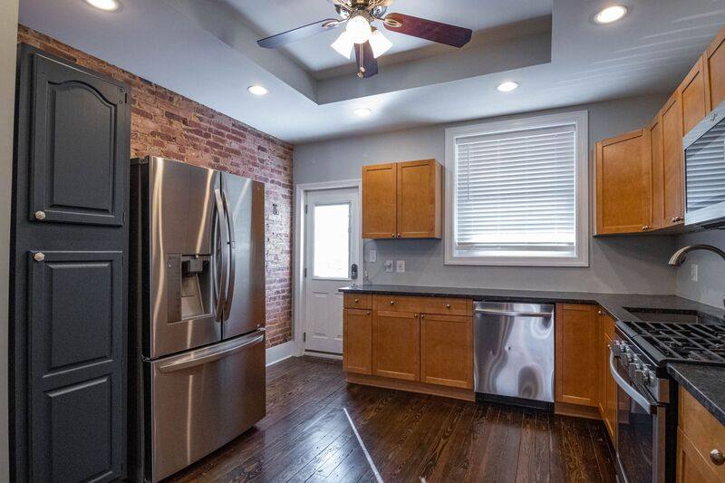 Townhouse for rent at 6 S Curley St, Baltimore, MD 21224