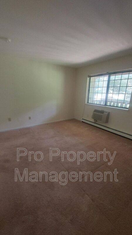 Condo for rent at 28 Andover Court, Brookfield, CT 06804