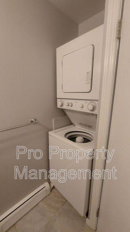 Condo for rent at 28 Andover Court, Brookfield, CT 06804