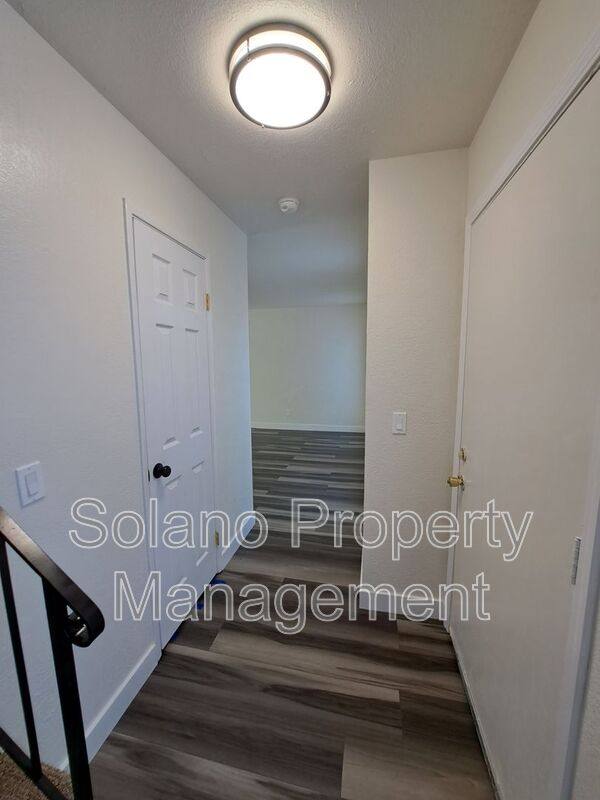Townhouse for rent at 145 Del Rey Court, Fairfield, CA 94533