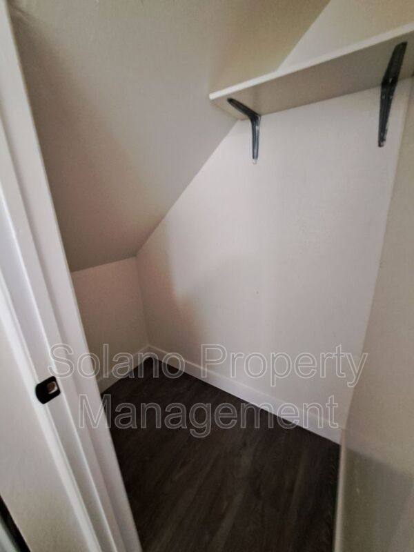 Townhouse for rent at 145 Del Rey Court, Fairfield, CA 94533