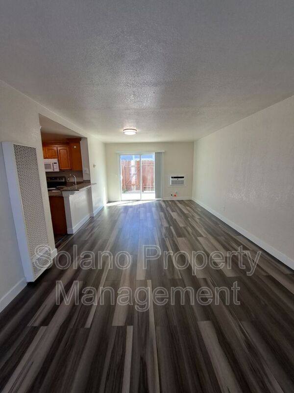 Townhouse for rent at 145 Del Rey Court, Fairfield, CA 94533