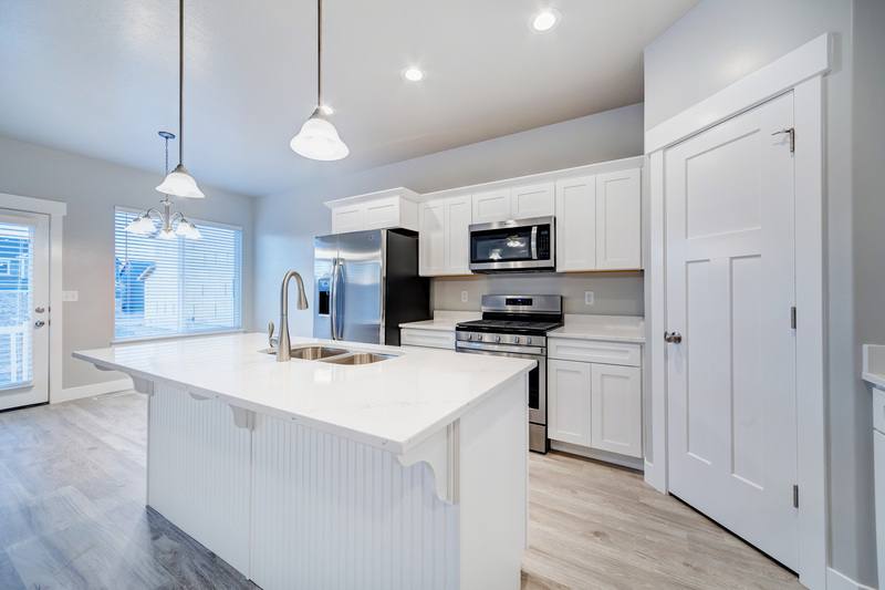 Townhouse for rent at 4888 W Pillar Dr, Riverton, UT 84065