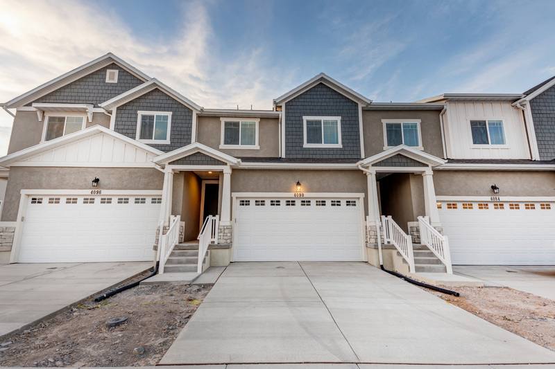 Townhouse for rent at 4888 W Pillar Dr, Riverton, UT 84065