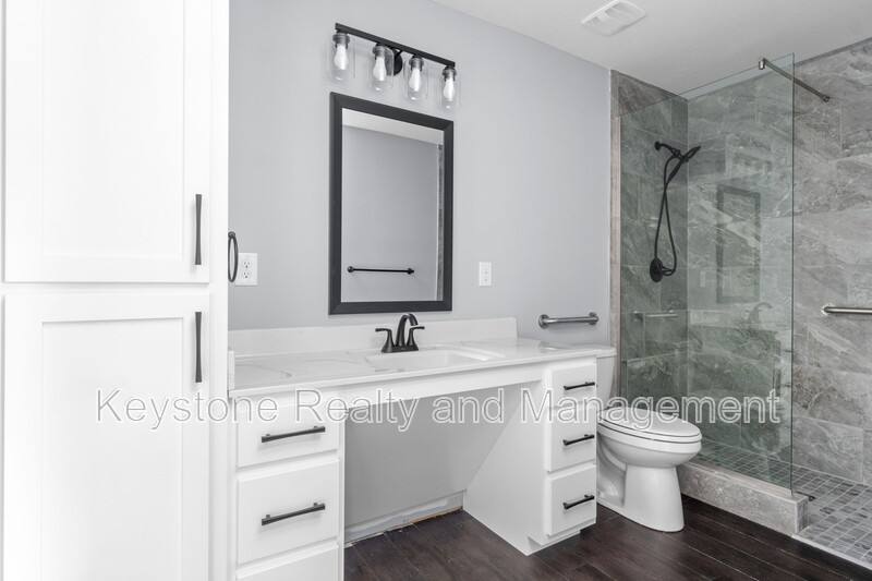 Townhouse for rent at 111 Robertson Hill Rd #7, Dover, TN 37058