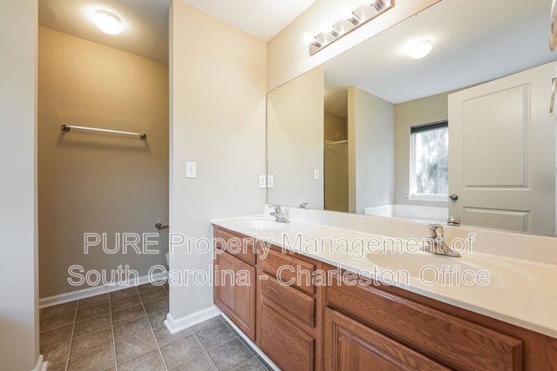 Townhouse for rent at 148 Grand Oaks Dr, Ladson, SC 29456