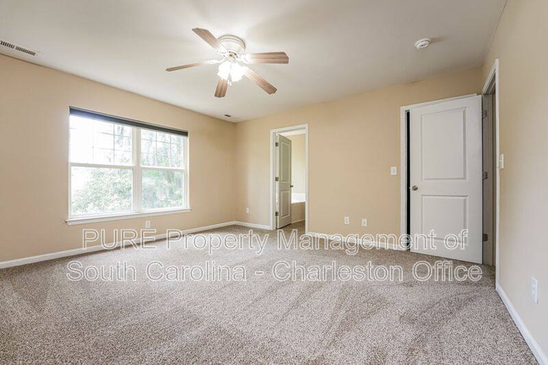 Townhouse for rent at 148 Grand Oaks Dr, Ladson, SC 29456
