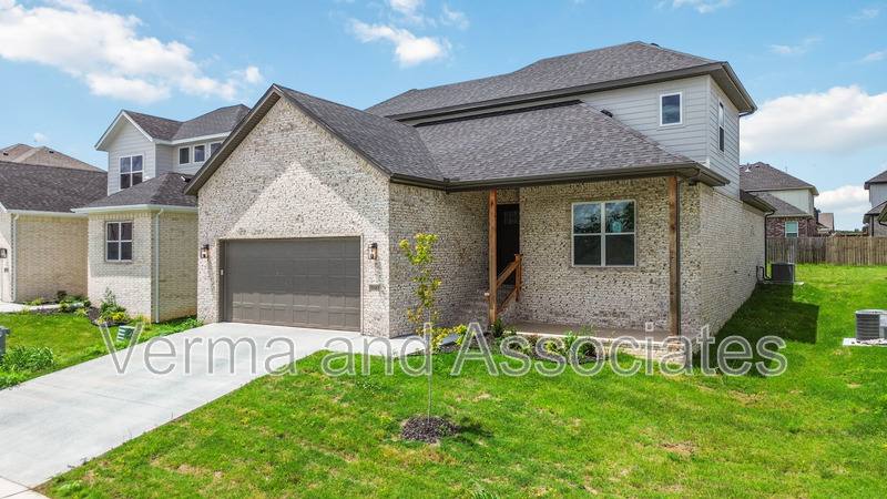 House for rent at 1061 Whistler St, Centerton, AR 72719