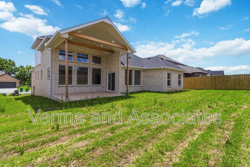 House for rent at 1071 Whistler St, Centerton, AR 72719