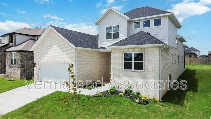 House for rent at 1071 Whistler St, Centerton, AR 72719