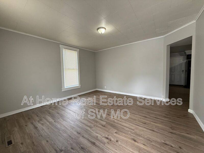 House for rent at 438 W Page, Springfield, MO 65806