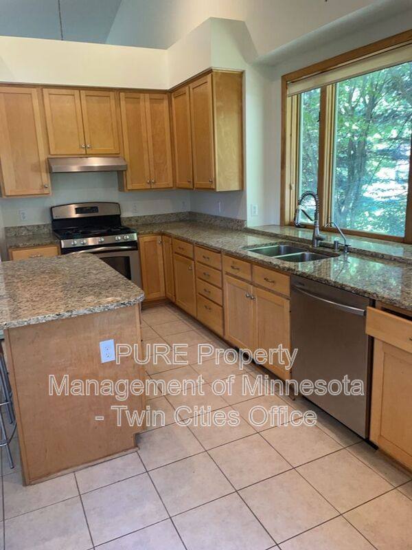 House for rent at 8636 Pheasant Run Rd, Saint Paul, MN 55125
