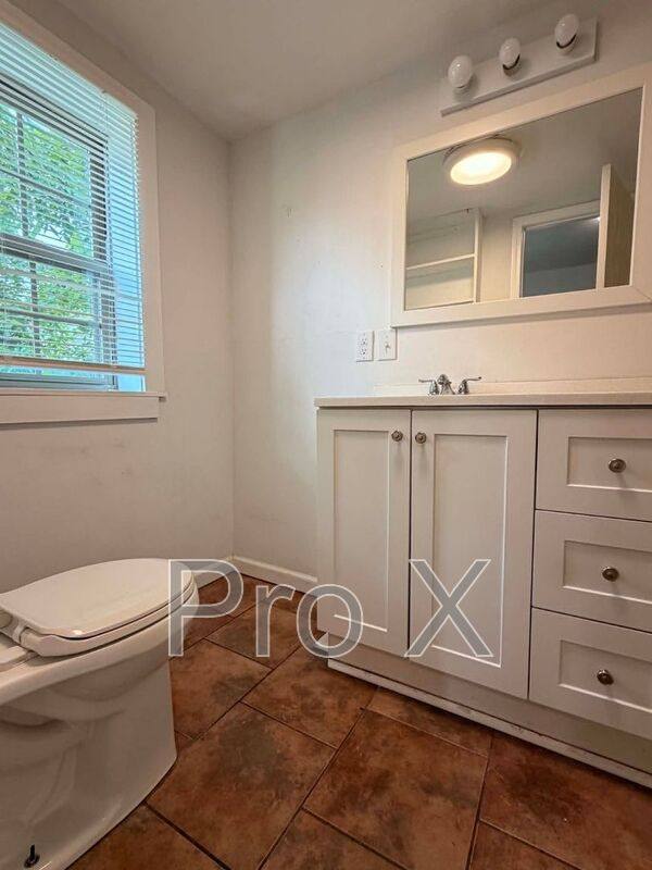 House for rent at 1008 W 2nd St, Joplin, MO 64801