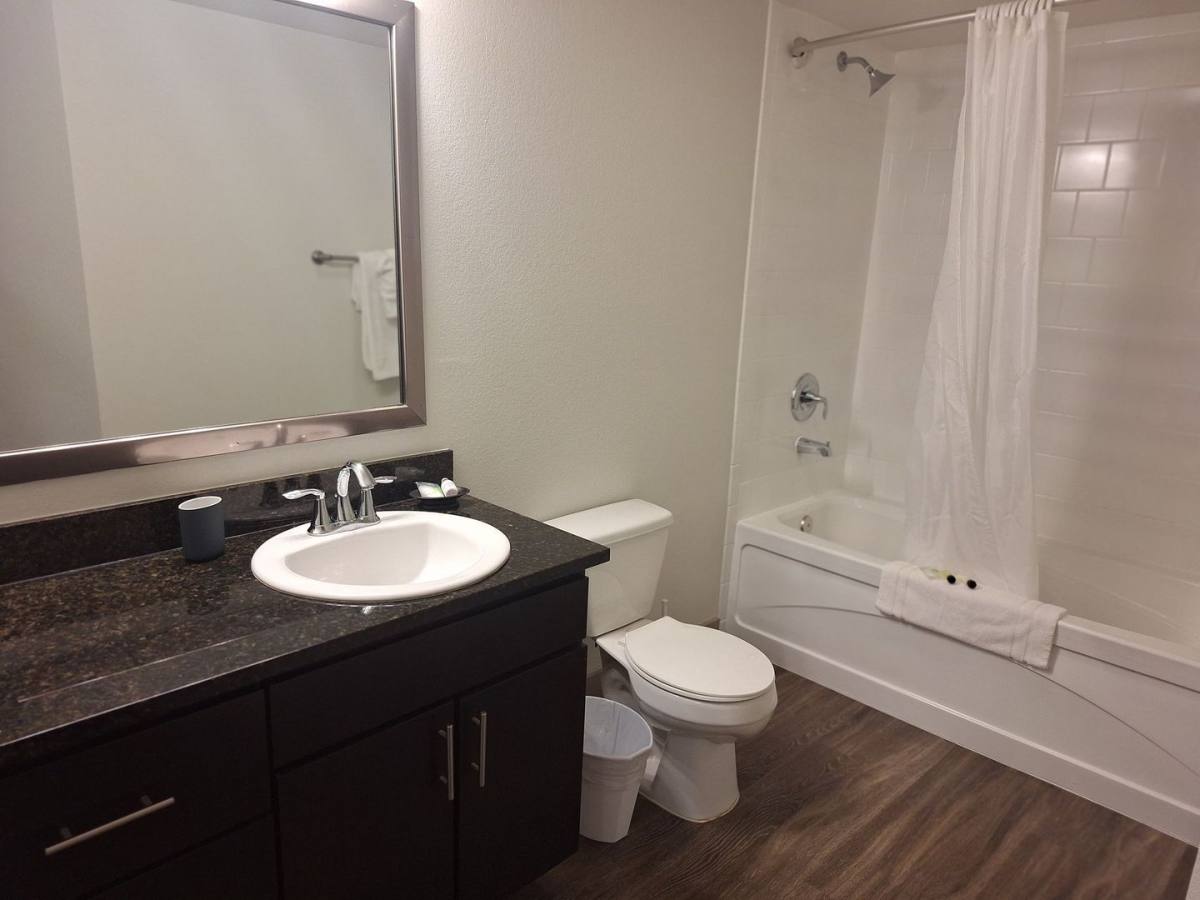 Apartment for rent at 2101 Market St, Denver, CO 80205