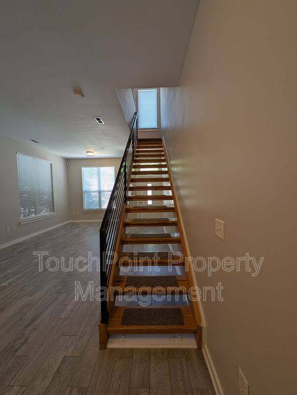 Condo for rent at 1020 E 36th St, Charlotte, NC 28205