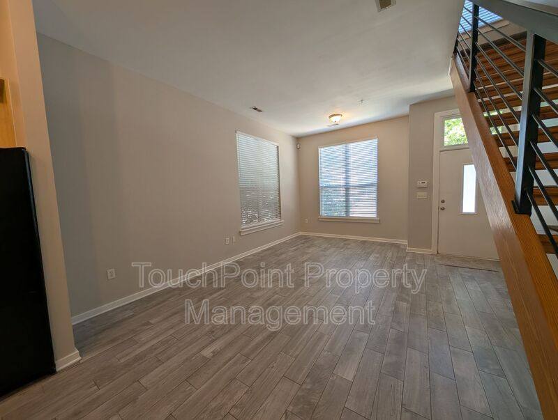 Condo for rent at 1020 E 36th St, Charlotte, NC 28205