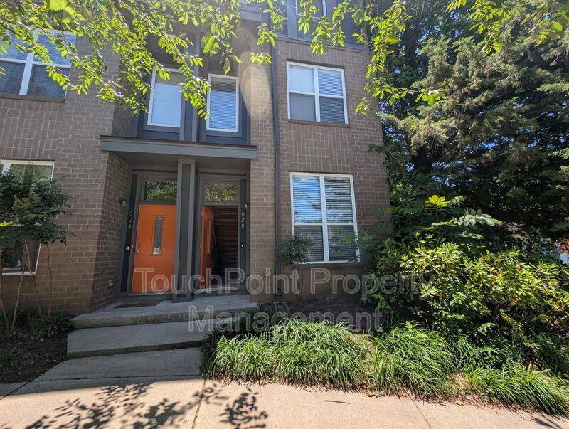 Condo for rent at 1020 E 36th St, Charlotte, NC 28205
