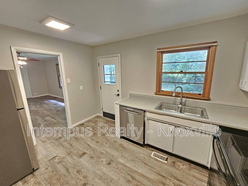 House for rent at 2000 Nandina Dr, Knoxville, TN 37912