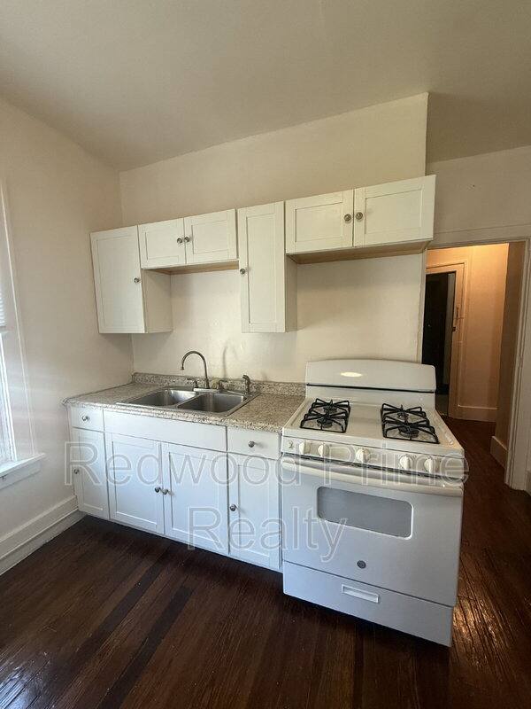 Apartment for rent at 110 Lloyd St, Altoona, PA 16602