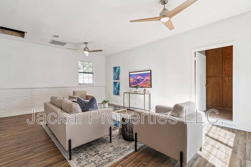 House for rent at 2038 Avon Dr, Denison, TX 75020