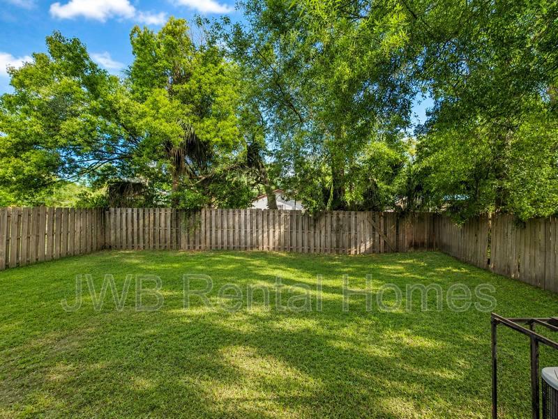 House for rent at 1959 45th St W, Jacksonville, FL 32209