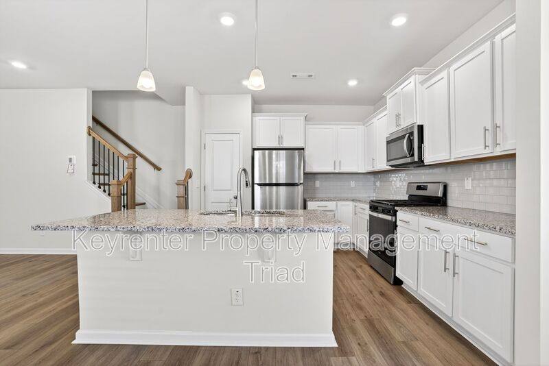 Townhouse for rent at 4009 Beckton Trail, Jamestown, NC 27282