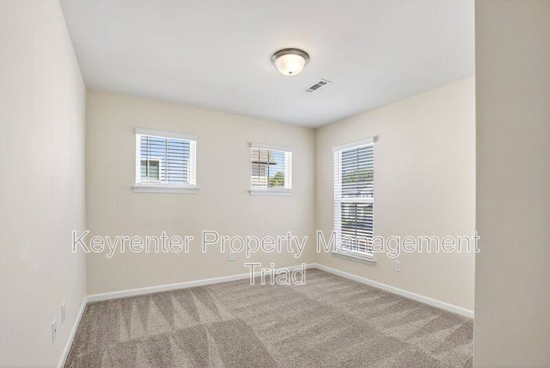 Townhouse for rent at 4009 Beckton Trail, Jamestown, NC 27282