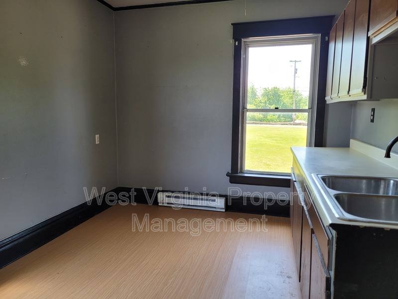 Apartment for rent at 345 Prosperity Rd #2, Beckley, WV 25801