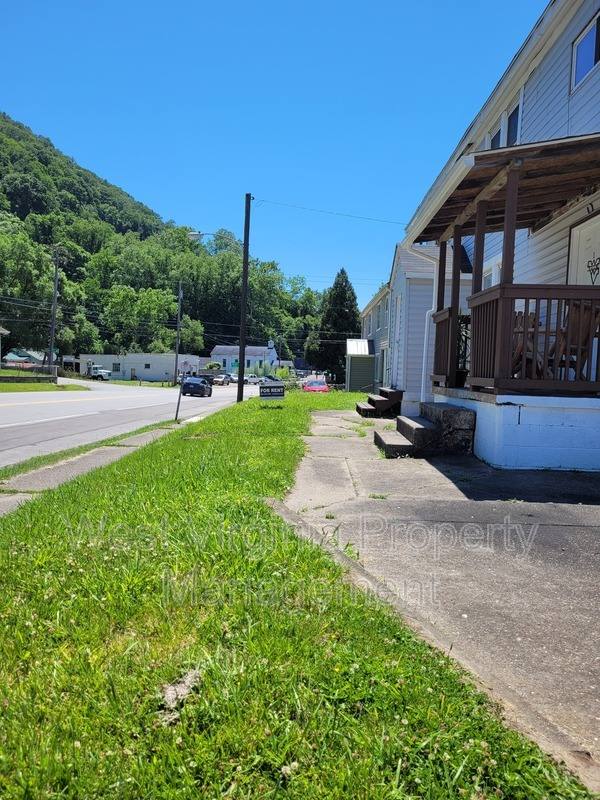 Apartment for rent at 119 Route 60 #2, Boomer, WV 25031