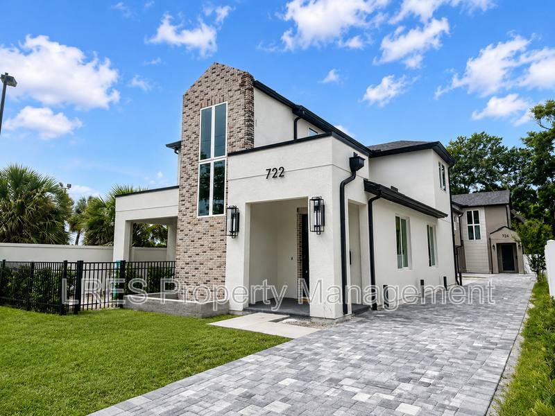 House for rent at 722 Ellwood Ave, Orlando, FL 32804