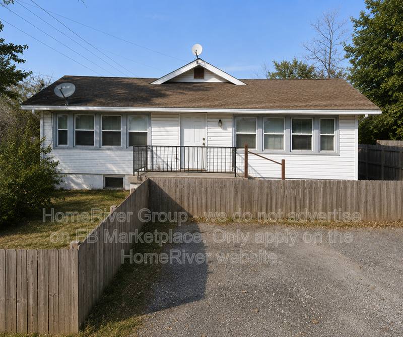 Apartment for rent at 4106 NE 45th Terrace #B, Kansas City, MO 64117