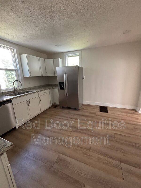 House for rent at 421 Washington Ave, Lancaster, OH 43130