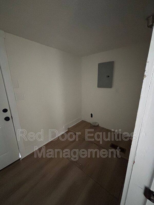 House for rent at 421 Washington Ave, Lancaster, OH 43130