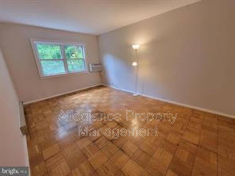 House for rent at 3472 Gunston Rd, Alexandria, VA 22302