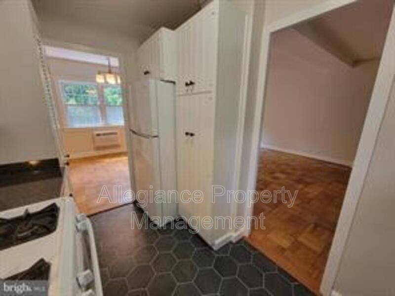 House for rent at 3472 Gunston Rd, Alexandria, VA 22302
