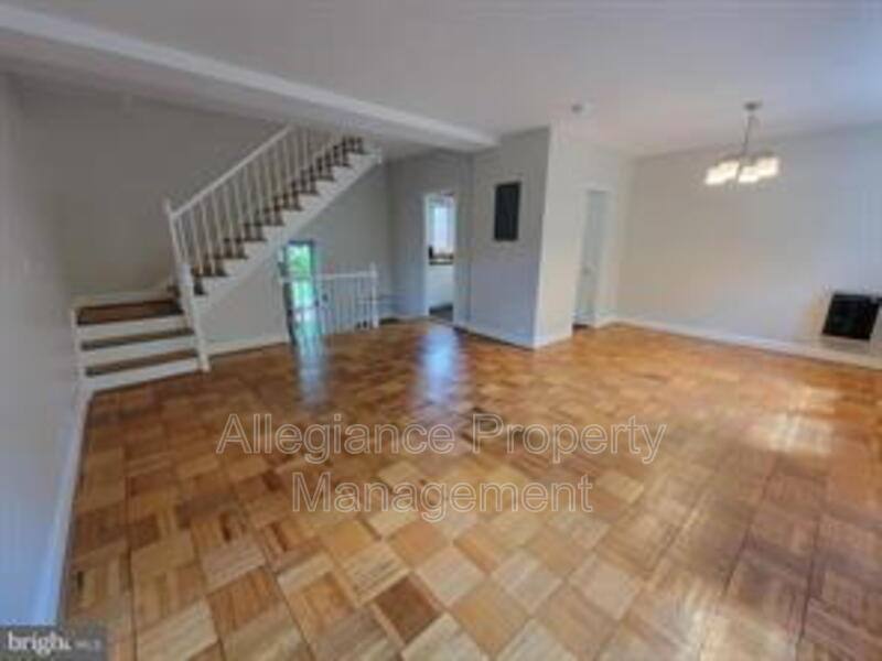 House for rent at 3472 Gunston Rd, Alexandria, VA 22302