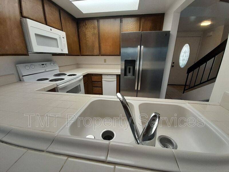 House for rent at 413 E Rice Ranch Rd, Santa Maria, CA 93455