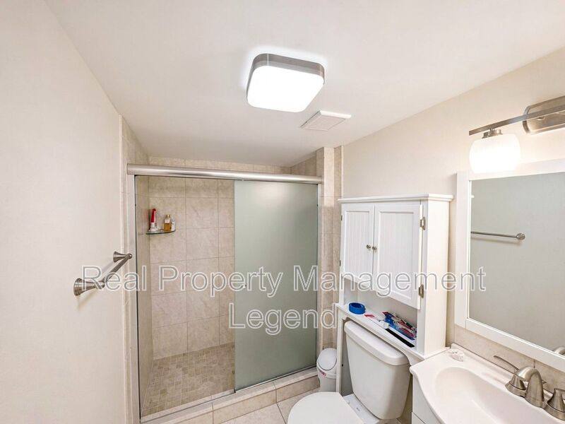 House for rent at 409 Lasalle Dr, Richardson, TX 75081