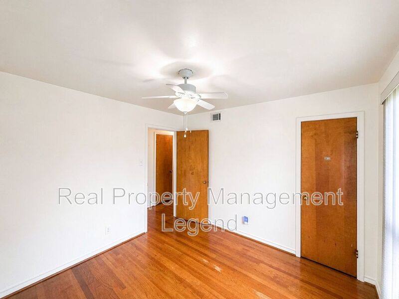 House for rent at 409 Lasalle Dr, Richardson, TX 75081