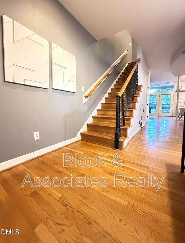 Condo for rent at 210 E Davie St, Raleigh, NC 27601