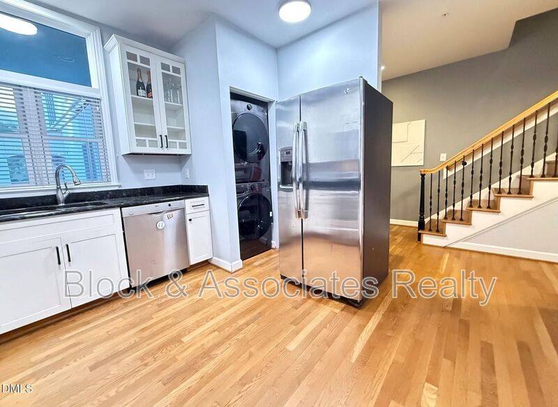 Condo for rent at 210 E Davie St, Raleigh, NC 27601