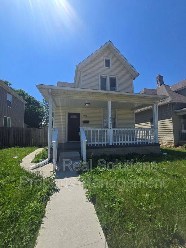 House for rent at 133 N Eureka Ave, Columbus, OH 43204