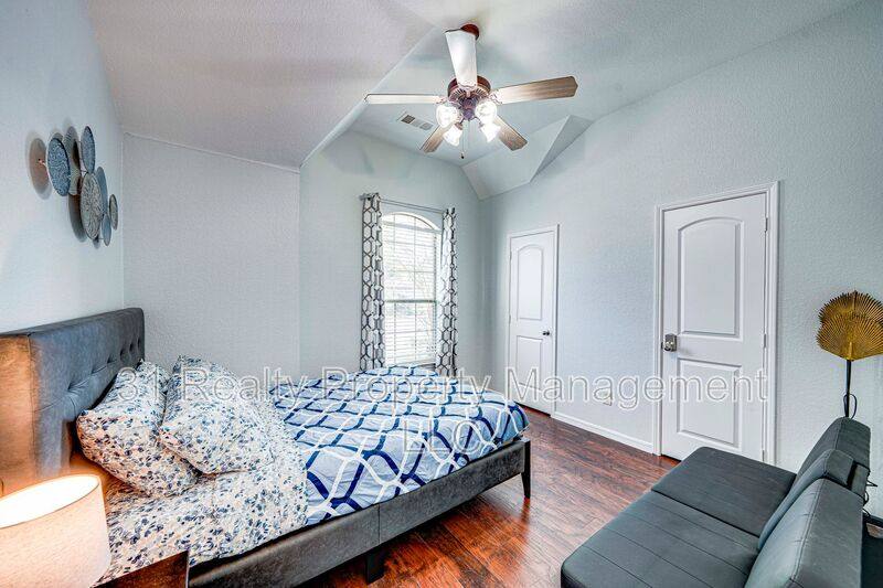 House for rent at 1700 Sparrow Lane, Aubrey, TX 76227