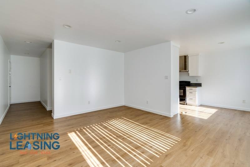 Apartment for rent at 14227 Gilmore St #102, Van Nuys, CA 91401